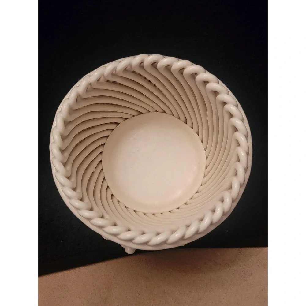 Vintage Made in Italy Ceramic Lattice Basket Planter Grape Vine White 4 inch